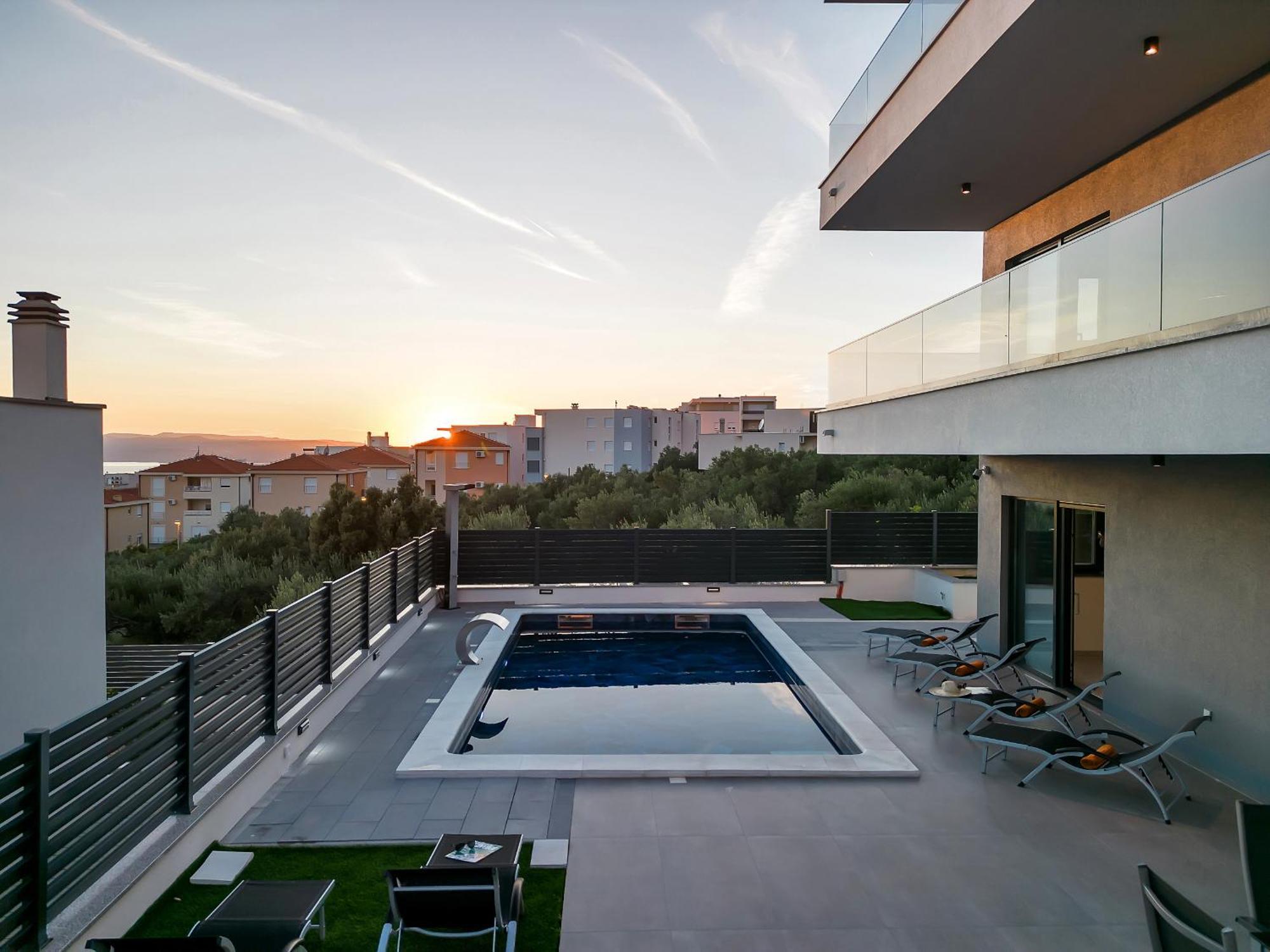 Villa Adria Макарска Экстерьер фото